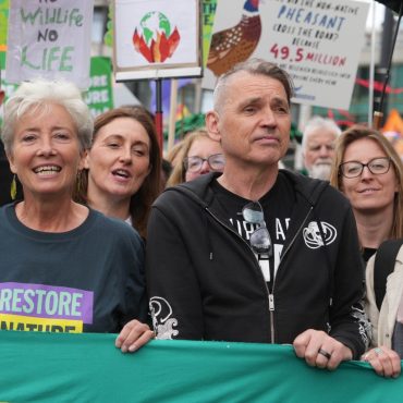 Dame Emma Thompson join restore nature march