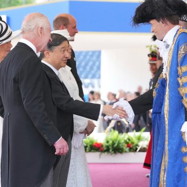 Ceremonial welcome for Emperor and Empress of Japan