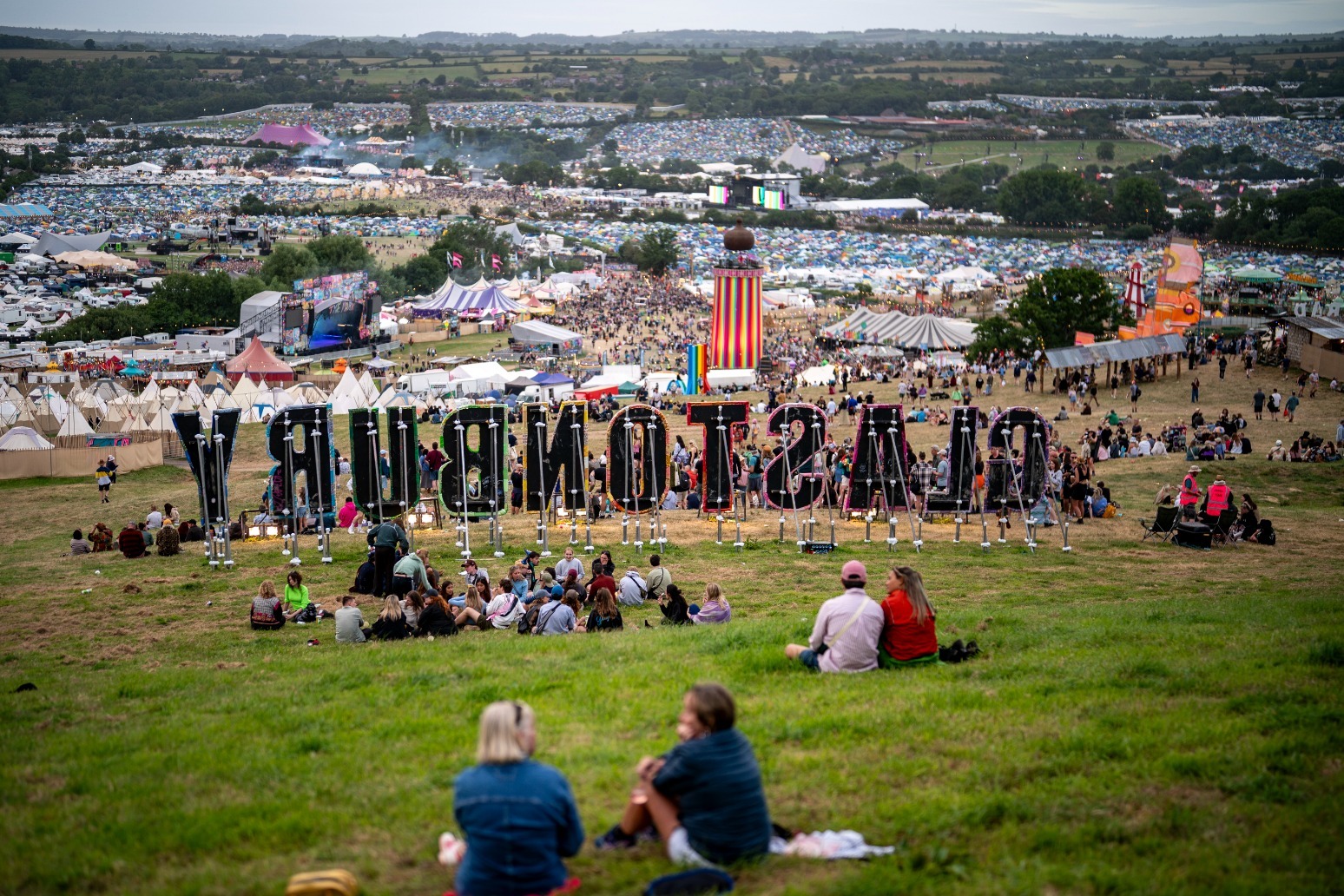The 1975 To Headline Glastonbury Festival