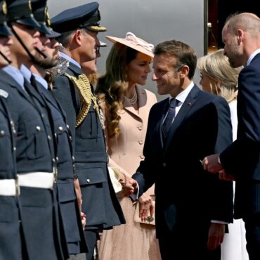 Macron Arrives In UK Promising Co Operation On Issues Including Migration