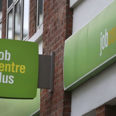 UK Unemployment Jumps To Highest Since 2021 As Wage Growth Slows
