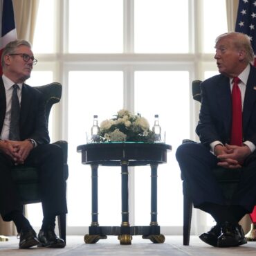 Trump To Cut 50 Day Ukraine Ceasefire Deadline As Russian Strikes Continue