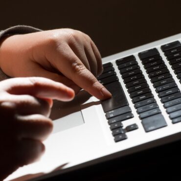 More Children Seeing Violent And Degrading Pornography Online Says Commissioner