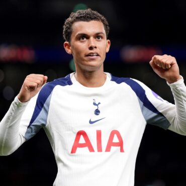 Crystal Palace Agree 35million Fee With Tottenham For Brennan Johnson