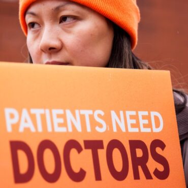 Doctors Vote In Favour Of Continuing Industrial Action