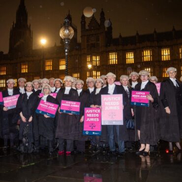 Justice Shake Up Proposed By Former Senior Judge To Tackle Courts Crisis