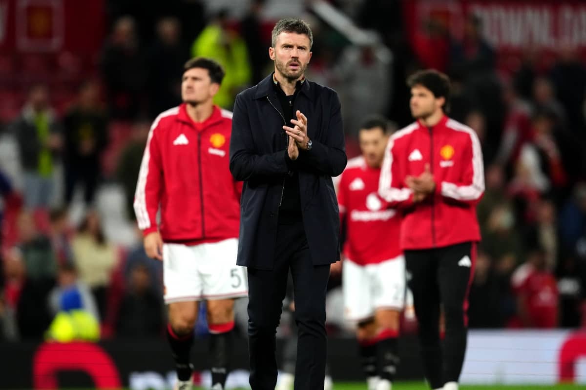 Michael Carrick Accepts Blame For Manchester Uniteds Carabao Cup Exit