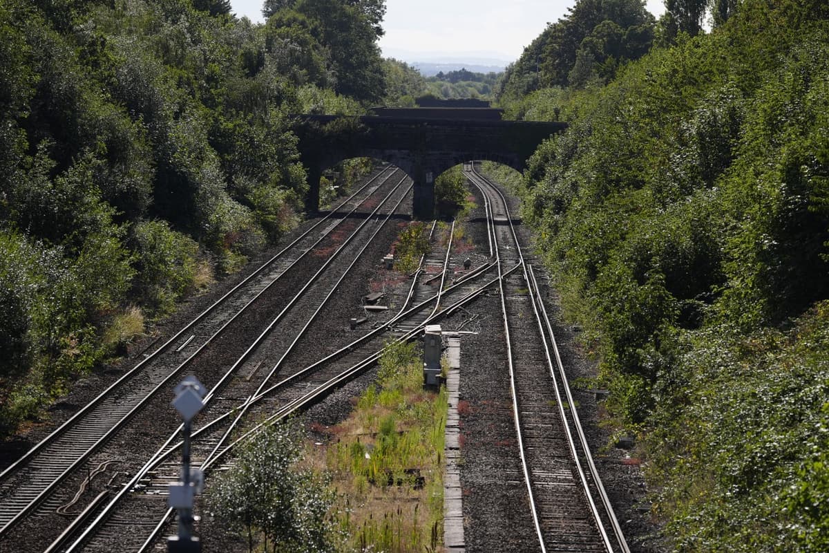 Rail Disruption Expected Into Morning After Power Outage Grinds Trains To Halt