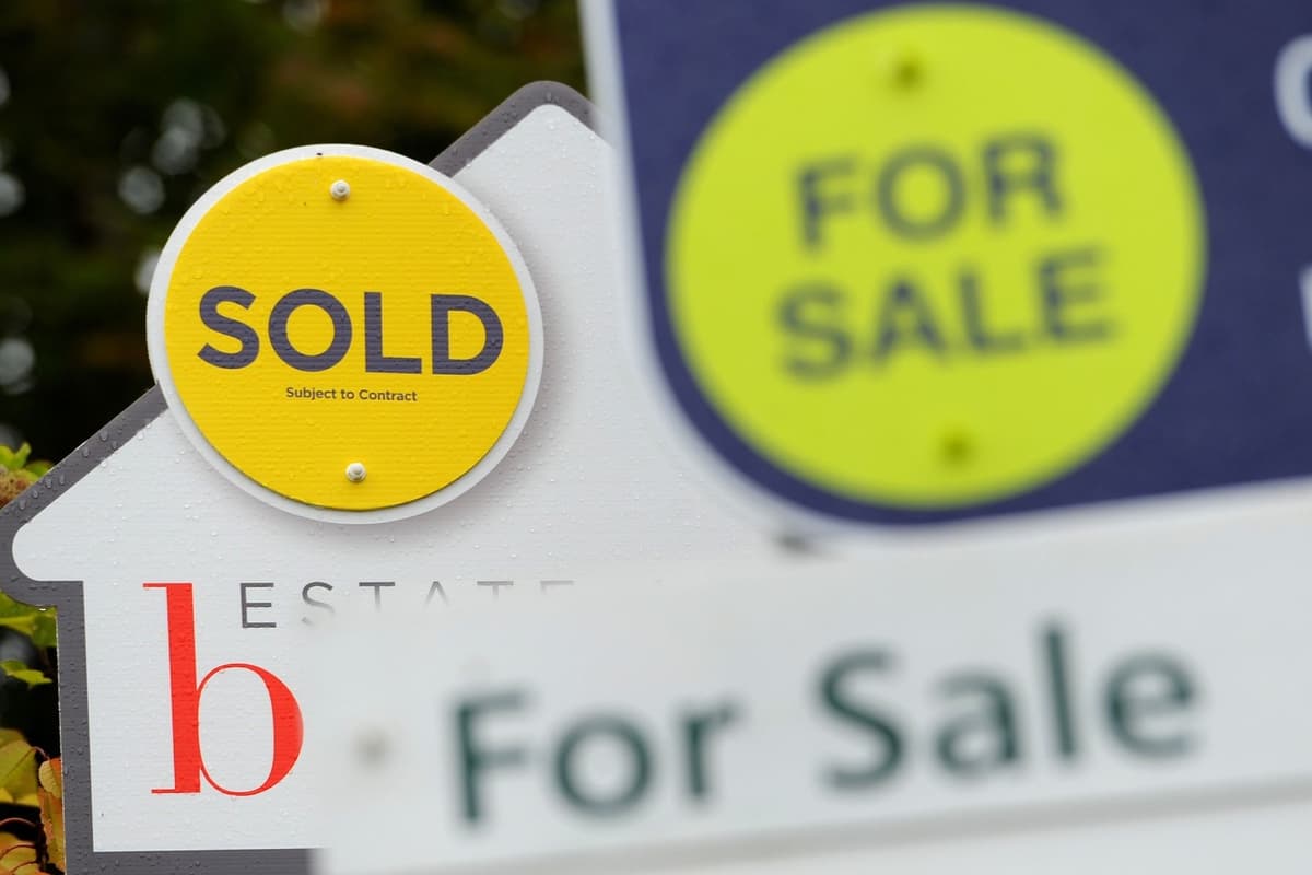 Gathering Dark Clouds For The Property Market With 0 Growth For House Prices