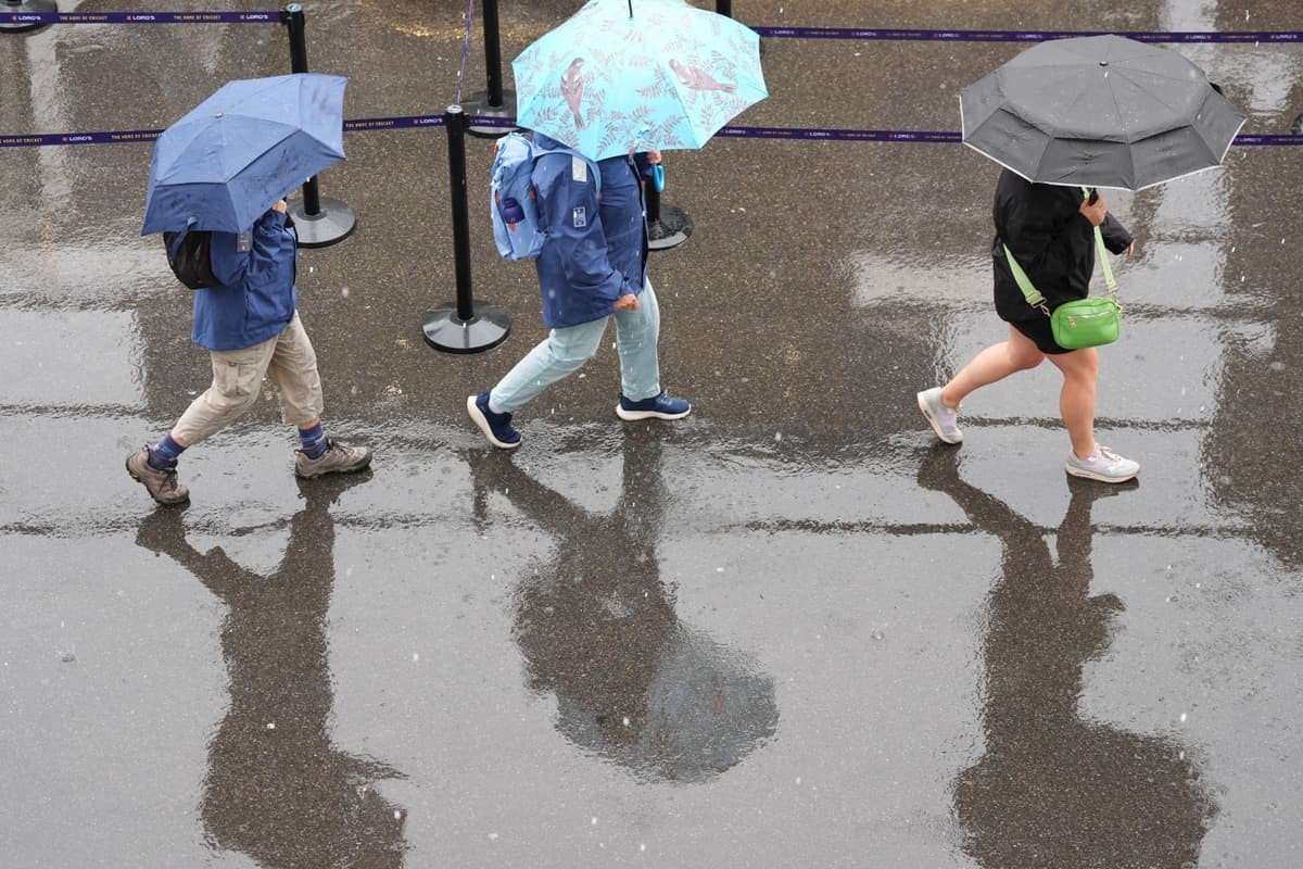 Bank Holiday Monday To See Sunny Spells And Showers  Met Office