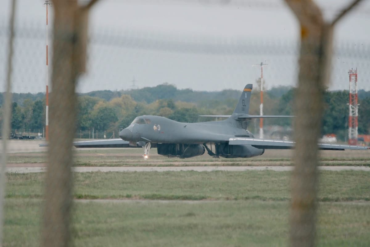US Withdraws Bombers From RAF Fairford After Suspected Terror Plot