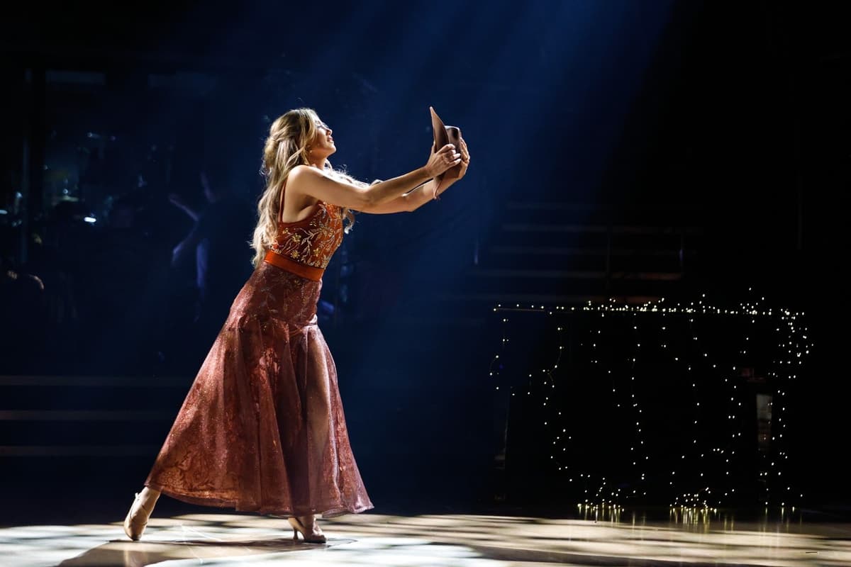 Delta Goodrem A Force To Be Reckoned With After Topping Strictly Leaderboard