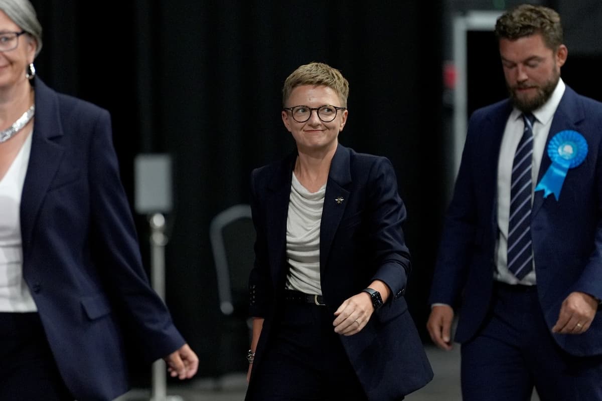 Labour Wins Greater Manchester Mayoral By Election After Marathon Vote Count