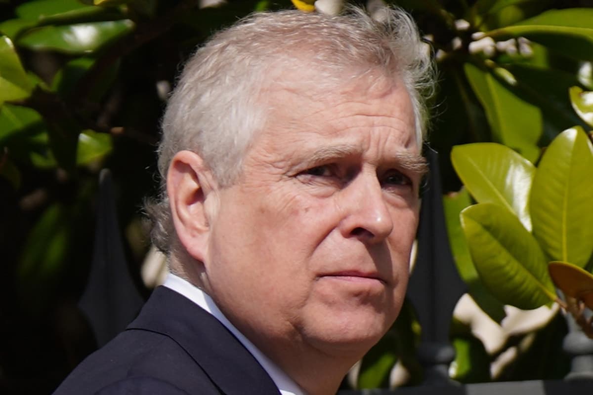 Thames Valley Police Agree Search Warrants For Andrew Mountbatten Windsors Properties Were Unlawful