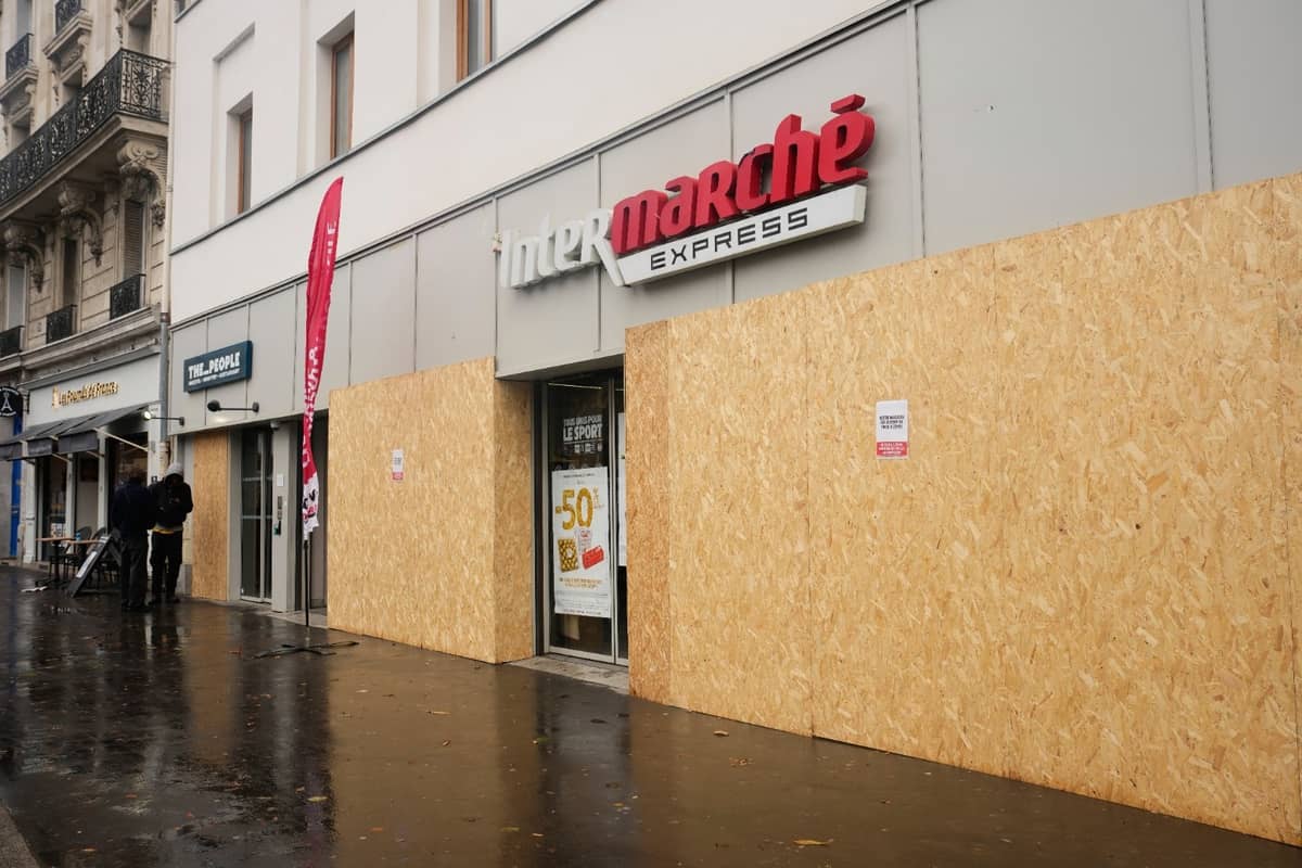Police Deploy In Big Numbers And Museums Shut As France Braces For More Protests