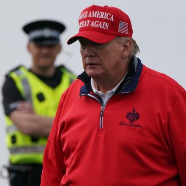 Trump briefed on terrible accident after jet collides with Army helicopter