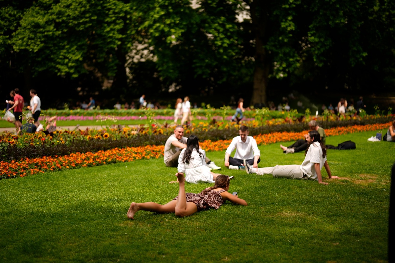 Nearly 600 heat related deaths expected in UK heatwave researchers estimate