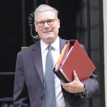 Starmer Suspends Rebellious MPs