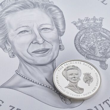 First Royal Mint Coin To Celebrate Anne Goes On Sale For Her 75th Birthday
