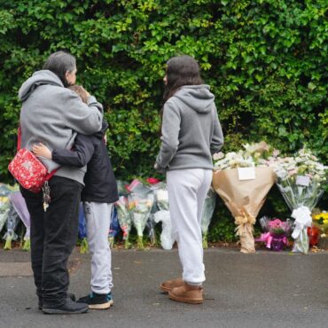 Child Who Died In School Coach Crash Was 10 Year Old Boy Police Say