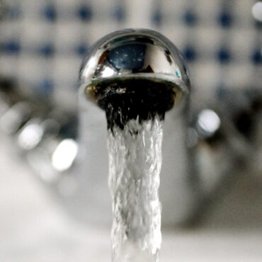 Overhaul Water Regulators Into One Single Body Landmark Review Recommends