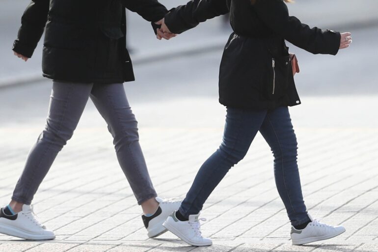 Walking 7000 Steps A Day Is Enough To Boost Health
