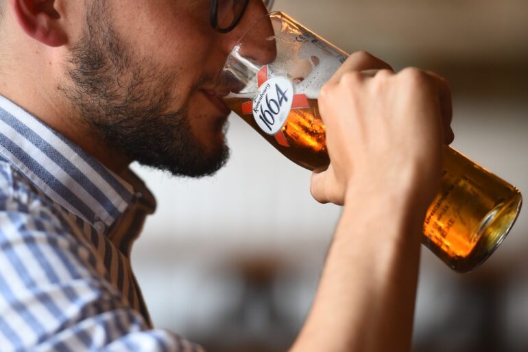 Ministers Want To Overhaul Rules To Make It Easier To Open Pubs And Music Venues