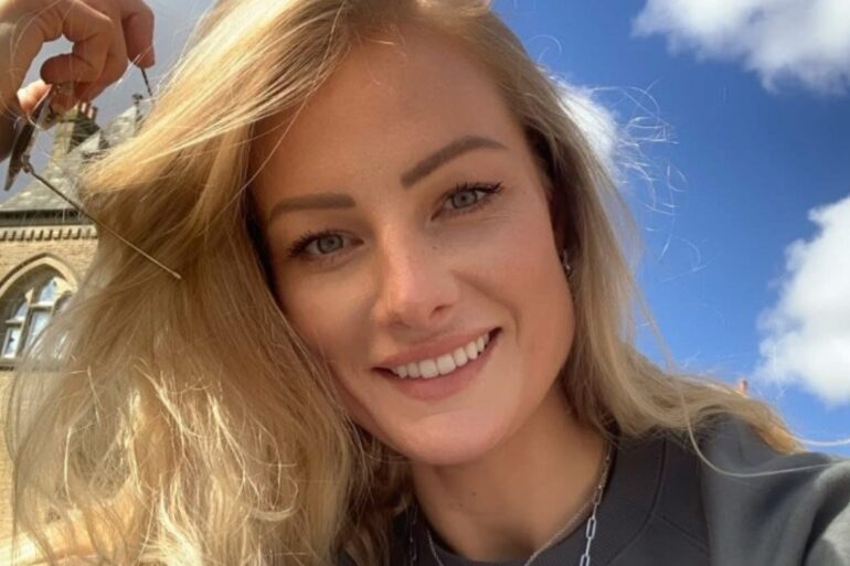 Experienced Skydiver Deliberately Fell To Her Death Coroner Finds