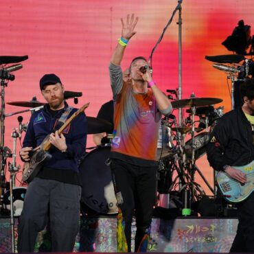 Coldplay Reschedule Final Two Wembley Stadium Concerts Due To Tube Strikes