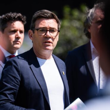 Burnham Labour MPs Are Privately Urging Me To Challenge Starmer