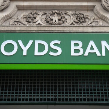 Bank Highlights Commonalities Used In Romance Scams
