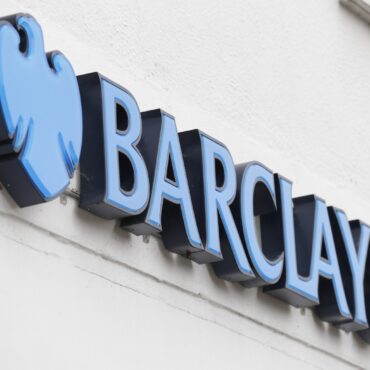 Barclays Becomes Second UK Bank To Quit Industrys Net Zero Group