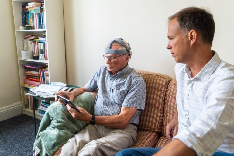 Brainwave Test Detects Alzheimers Linked Memory Issues Years Before Diagnosis