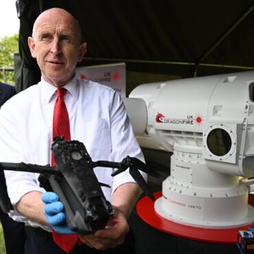 UK To Mass Produce Drones To Help Ukraine Fight Off Russian Aerial Attacks