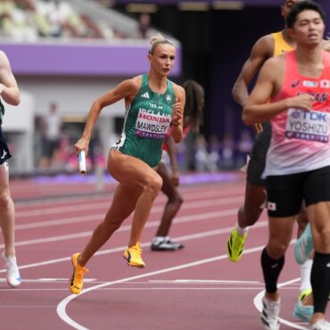 Great Britain Breeze Through Mixed Relay Heat To Seal Place In Final