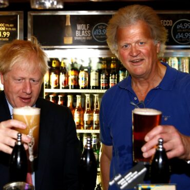 Price Hikes Will Be Limited Despite Cost Pressures Wetherspoons Boss Says