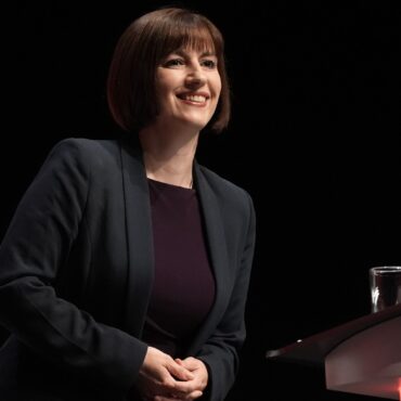 Phillipson Says There Is Real Urgency To Scrapping Two Child Benefit Cap