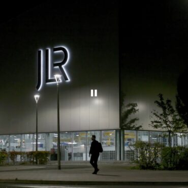 Jaguar Land Rover Plunges To Loss After Heavy Cyber Attack Costs