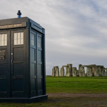 Tardis Arrives At Stonehenge To Mark Doctor Who Day