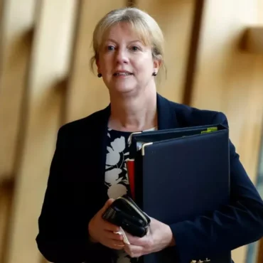 Scottish Finance Secretary Requests Urgent Meeting With Chancellor Before Budget
