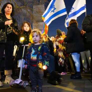 British Born Rabbi Among At Least 12 Killed In Gun Attack On Bondi Beach