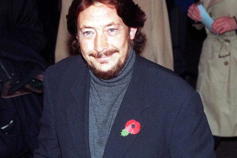 Driving Home For Christmas Singer Chris Rea Dies At 74