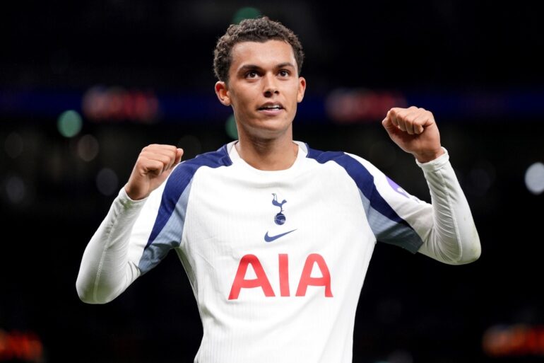 Crystal Palace Agree 35million Fee With Tottenham For Brennan Johnson