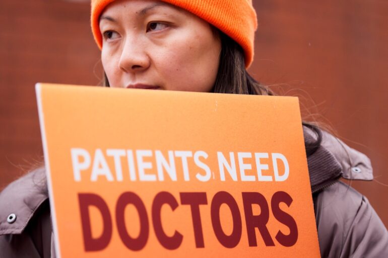 Doctors Vote In Favour Of Continuing Industrial Action