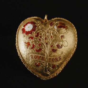 British Museum Raises 35m In Four Months To Save Pendant Linked To Henry VIII